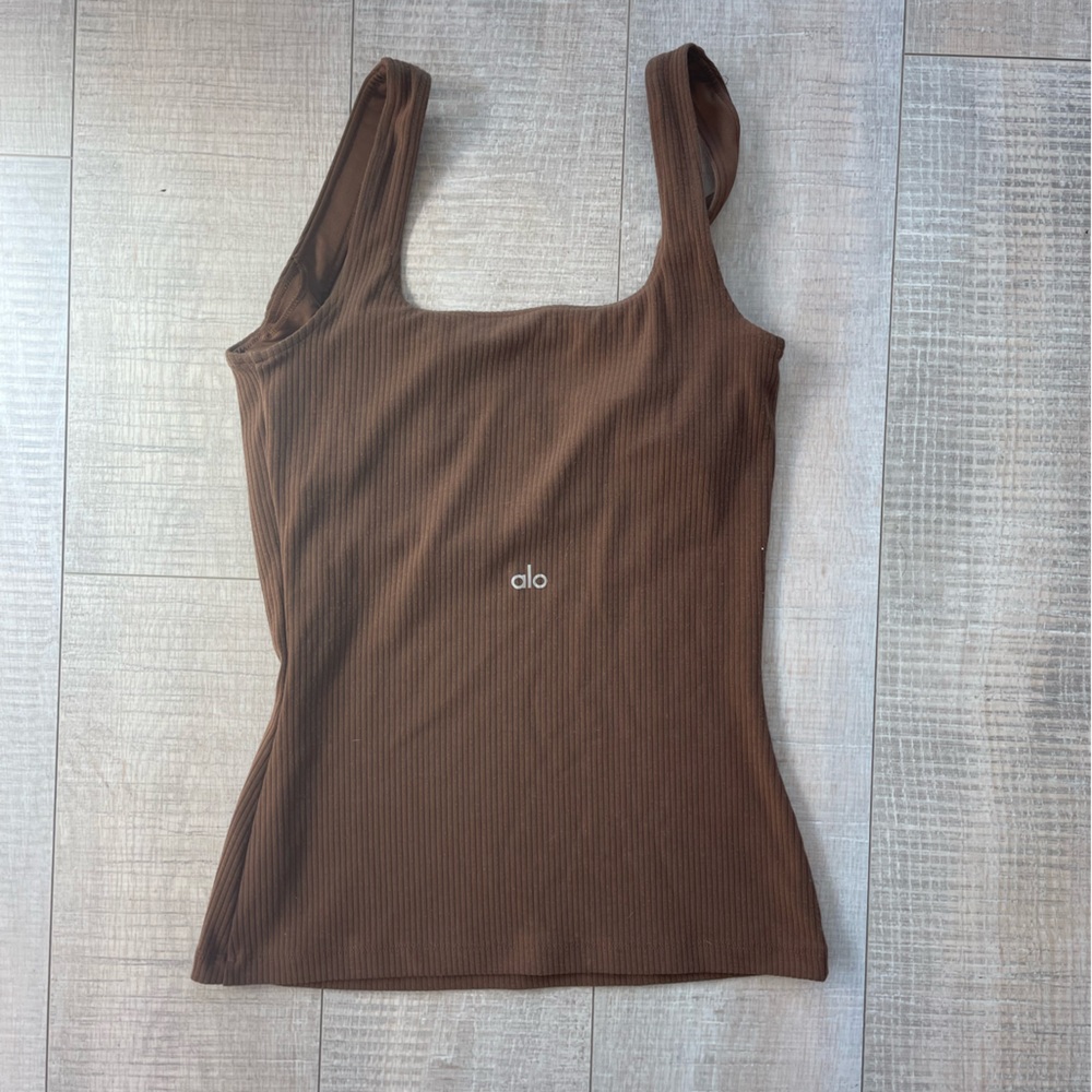 ALO Yoga Tank Top with Built-in Bra